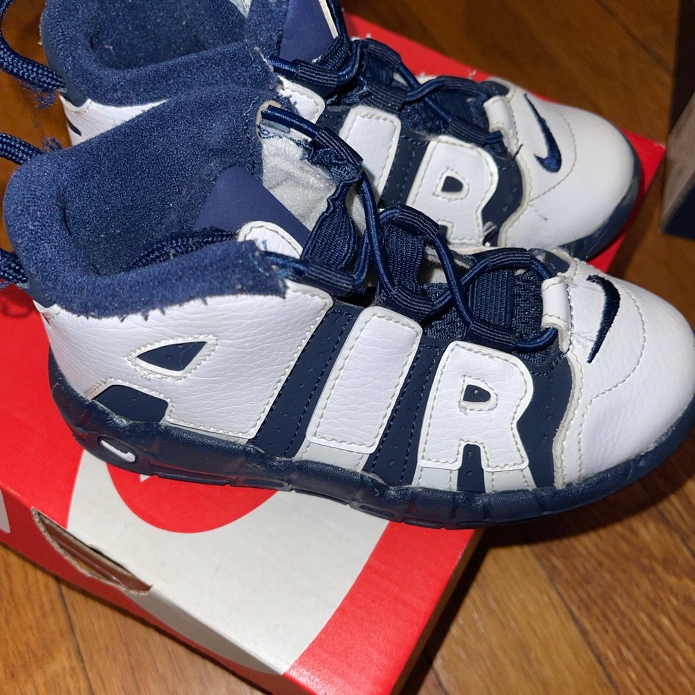 Nike Air More Uptempo